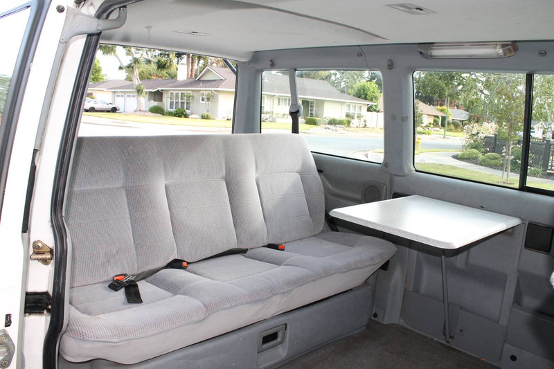 Illustration for article titled At $5,000, Does This 1993 VW EuroVan MV Totally Mean it’s Van Time?